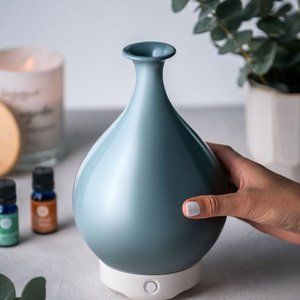 Green Glass Vase Diffuser
